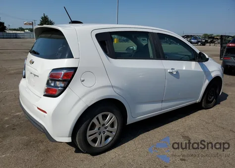 2019 Chevrolet Sonic из США, поврежденный, VIN 1G1JG6SB1K4123991